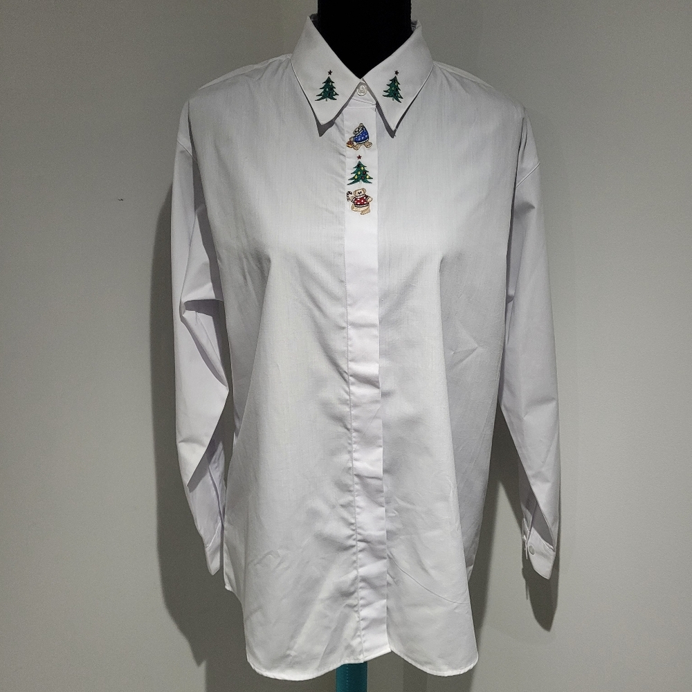 Juli Women's Christmas Embroidery Poplin Blouse Large White Holiday Festive NWT